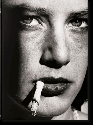 Buchcover und Innenansicht für das Buch: Helmut Newton. Legacy