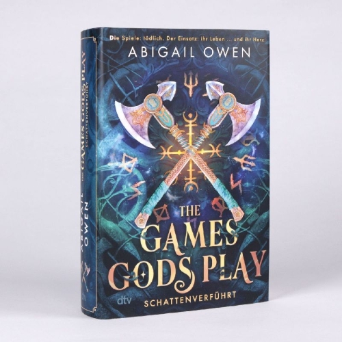 Buchcover und Innenansicht für das Buch: The Games Gods Play (The Crucible #1)