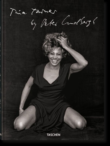 Buchcover und Innenansicht für das Buch: Tina Turner by Peter Lindbergh