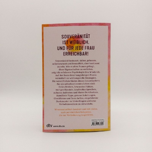 Buchcover und Innenansicht für das Buch: Souverän ich selbst So gewinnen Frauen Sicherheit und Stärke