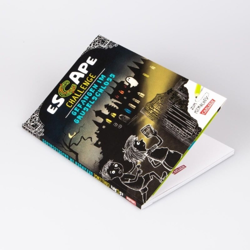 Buchcover und Innenansicht für das Buch: Escape Challenge: Gefangen im Gruselschloss