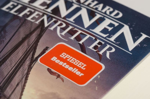 Buchcover und Innenansicht für das Buch: Die Albenmark