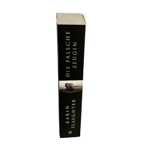 Buchcover und Innenansicht für das Buch: False Witness