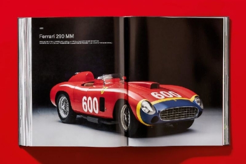 Buchcover und Innenansicht für das Buch: Ultimate Collector Cars