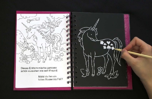 Buchcover und Innenansicht für das Buch: Kreativ-Kratzelbuch: Einhörner