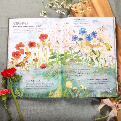 Buchcover und Innenansicht für das Buch: The Big Book of Blooms