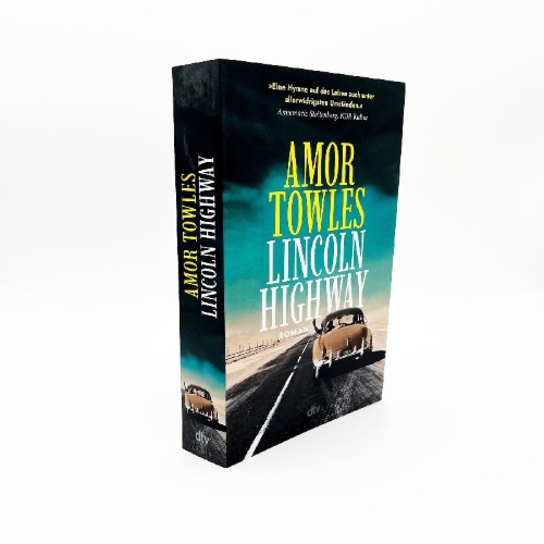 Buchcover und Innenansicht für das Buch: Lincoln Highway