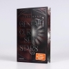 Buchcover und Innenansicht für das Buch: Beneath These Cursed Stars
