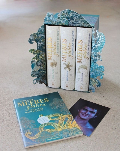 Buchcover und Innenansicht für das Buch: Schmuckschuber Meeresglühen-Trilogie
