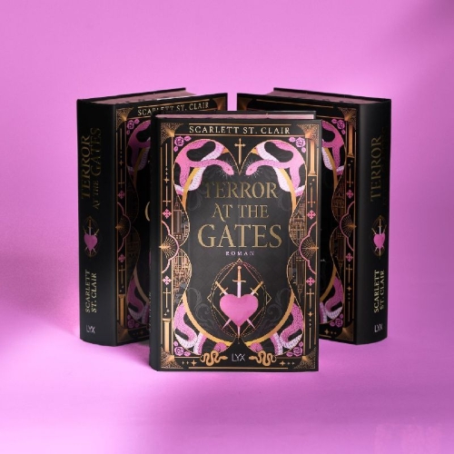 Buchcover und Innenansicht für das Buch: Terror at the Gates
