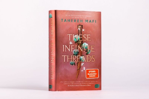 Buchcover und Innenansicht für das Buch: This Woven Kingdom