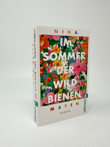 Buchcover und Innenansicht für das Buch: Im Sommer der Wildbienen
