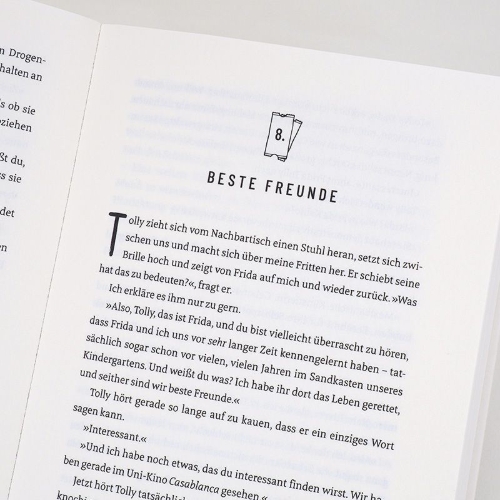 Buchcover und Innenansicht für das Buch: The Things That Will Not Stand