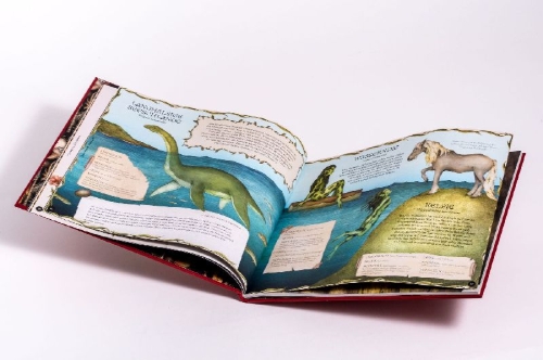Buchcover und Innenansicht für das Buch: A Natural History of Magical Beasts