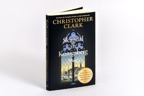 Buchcover und Innenansicht für das Buch: Skandal in Königsberg