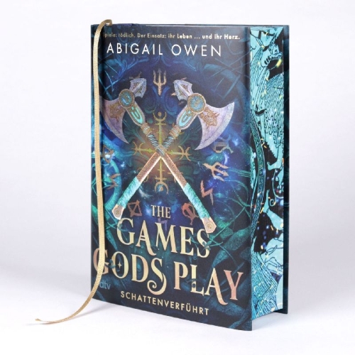 Buchcover und Innenansicht für das Buch: The Games Gods Play (The Crucible #1)
