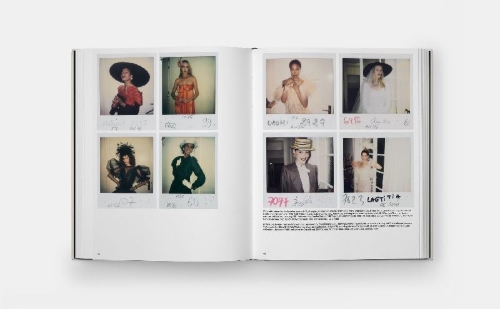 Buchcover und Innenansicht für das Buch: Yves Saint Laurent and Photography