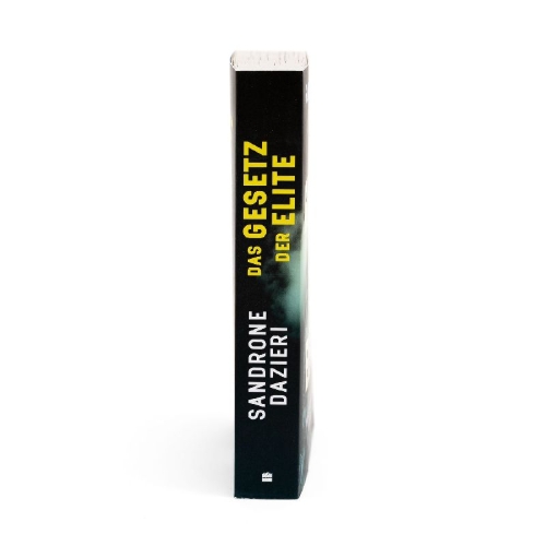 Buchcover und Innenansicht für das Buch: Uccidi i ricchi