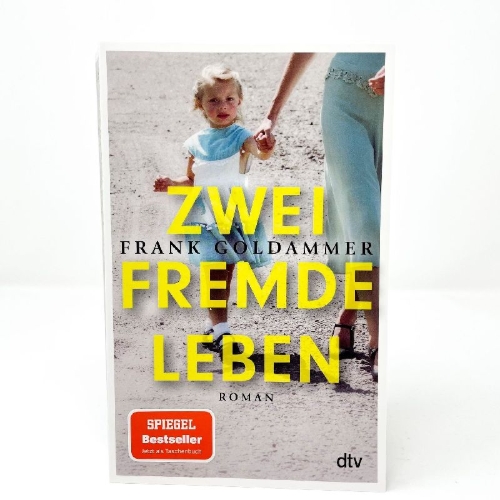 Buchcover und Innenansicht für das Buch: Zwei fremde Leben