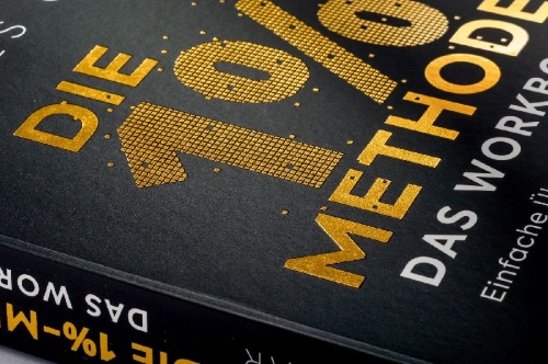 Buchcover und Innenansicht für das Buch: Atomic Habits Workbook