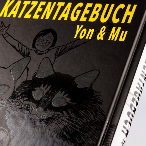 Buchcover und Innenansicht für das Buch: Itou Junji no Neko Nikki: Yon & Mu