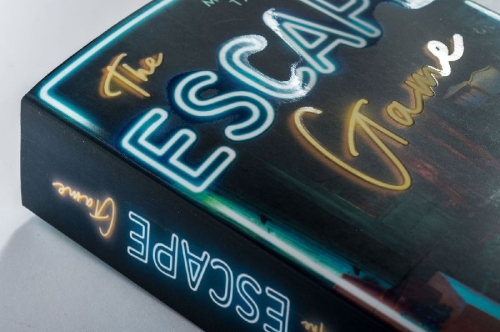 Buchcover und Innenansicht für das Buch: The Escape Game