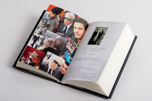 Buchcover und Innenansicht für das Buch: Karl et moi