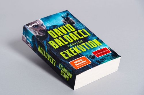 Buchcover und Innenansicht für das Buch: The Fix (Memory Man 3)
