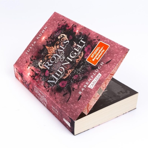 Buchcover und Innenansicht für das Buch: Royals of Midnight. Rabenfluch (Royal Shadows 2)