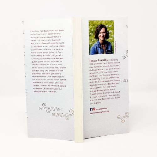 Buchcover und Innenansicht für das Buch: Die Berge, der Nebel, die Liebe und ich