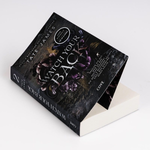 Buchcover und Innenansicht für das Buch: Watch Your Back