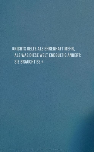 Buchcover und Innenansicht für das Buch: Die heilige Johanna der Schlachthöfe