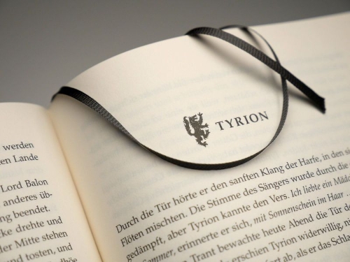 Buchcover und Innenansicht für das Buch: A Game of Thrones (A Song of Ice and Fire 1)