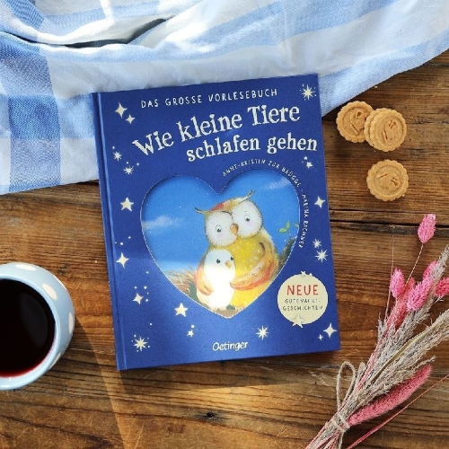 Buchcover und Innenansicht für das Buch: Wie kleine Tiere schlafen gehen. Das große Vorlesebuch