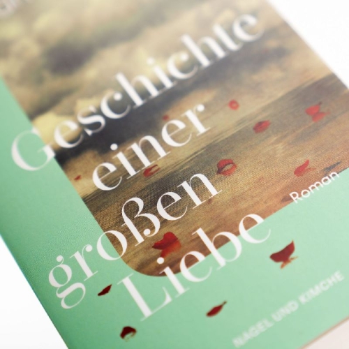 Buchcover und Innenansicht für das Buch: Una grande storia d'amore