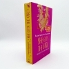 Buchcover und Innenansicht für das Buch: She Gets the Girl