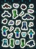 Buchcover und Innenansicht für das Buch: Minecraft: Der große Glow-in-the-Dark Stickerspaß: Stickern - Rätseln - Ausmalen