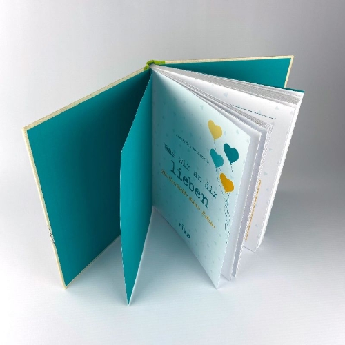 Buchcover und Innenansicht für das Buch: Was wir an dir lieben