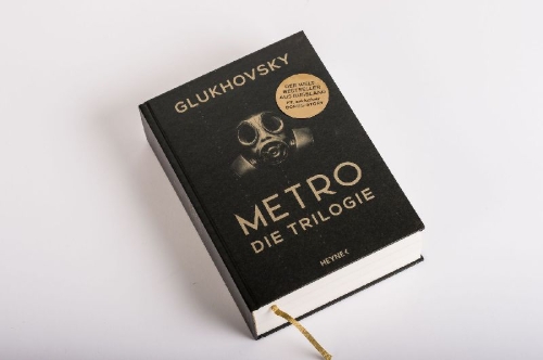 Buchcover und Innenansicht für das Buch: Metro 2033, Metro 2034, Metro 2035
