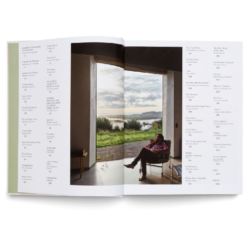 Buchcover und Innenansicht für das Buch: The House of Green