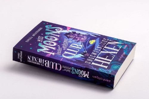 Buchcover und Innenansicht für das Buch: Very Secret Society Of Irregular Witches