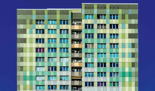 Buchcover und Innenansicht für das Buch: Plattenbau Berlin