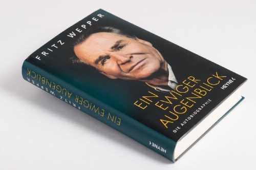 Buchcover und Innenansicht für das Buch: Ein ewiger Augenblick