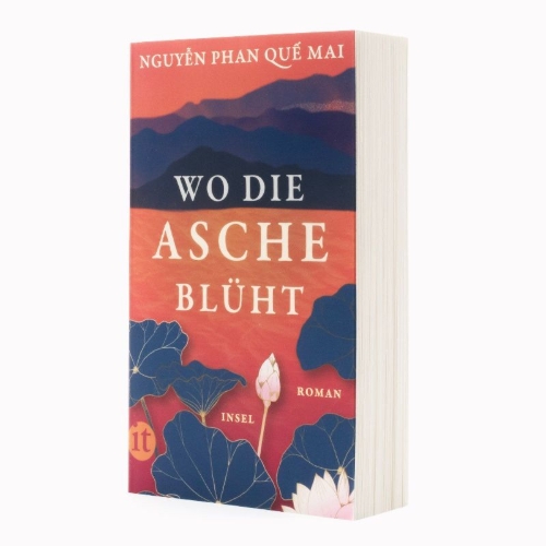 Buchcover und Innenansicht für das Buch: Dust Child