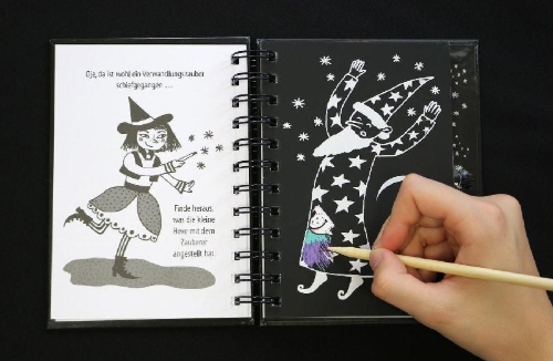 Buchcover und Innenansicht für das Buch: Kreativ-Kratzel Pocket Art: Fantasy