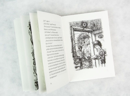 Buchcover und Innenansicht für das Buch: Bitte nicht öffnen 1: Bissig!
