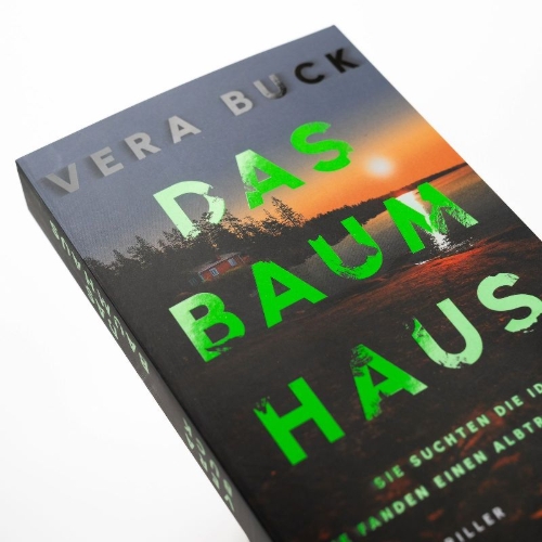 Buchcover und Innenansicht für das Buch: Das Baumhaus