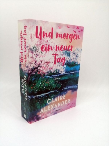 Buchcover und Innenansicht für das Buch: Meredith, Alone