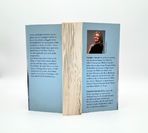 Buchcover und Innenansicht für das Buch: Verity