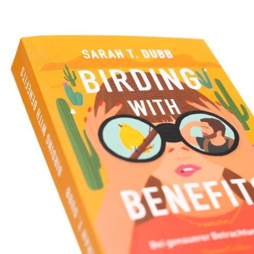 Buchcover und Innenansicht für das Buch: Birding with Benefits